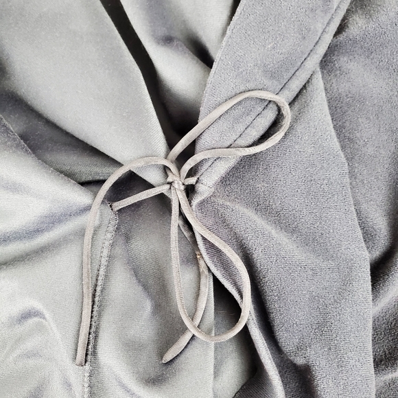 Vanity Fair vintage gray plush long robe MP - Picture 4 of 6